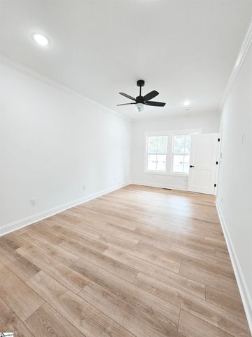 113 Miami Avenue, Piedmont, SC 29673