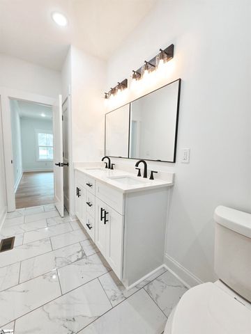 113 Miami Avenue, Piedmont, SC 29673