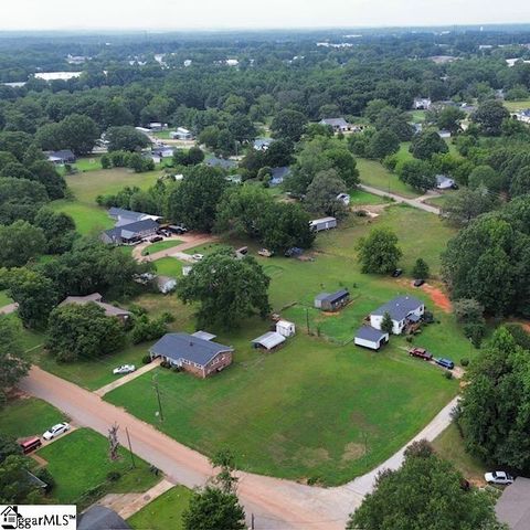 113 Miami Avenue, Piedmont, SC 29673