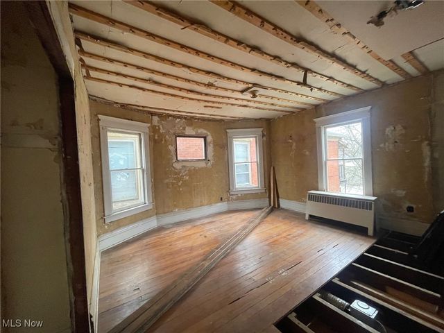 213 MONTGOMERY, Marietta, OH 45750