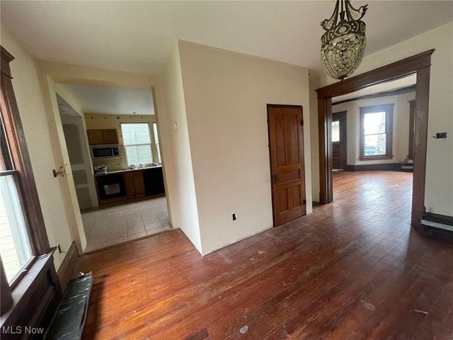 213 MONTGOMERY, Marietta, OH 45750