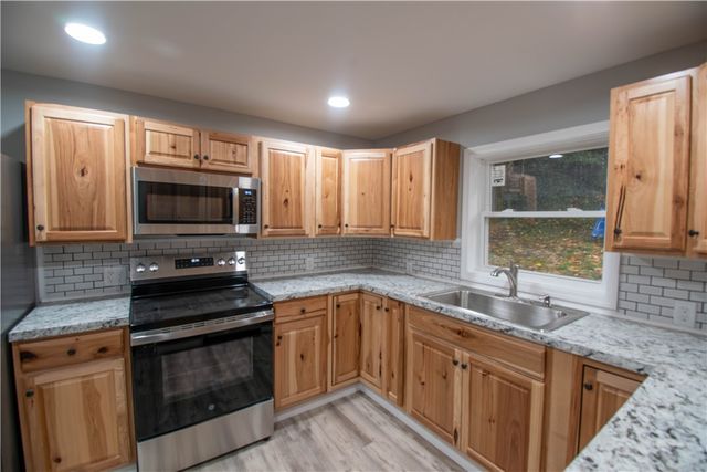 1 Gould Avenue, Seneca Falls, NY 13148