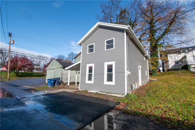 1 Gould Avenue, Seneca Falls, NY 13148