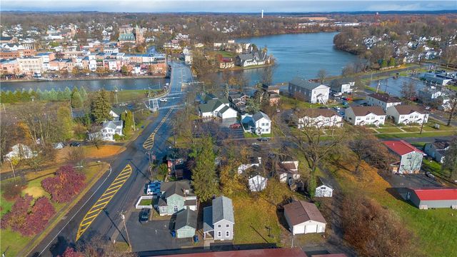 1 Gould Avenue, Seneca Falls, NY 13148