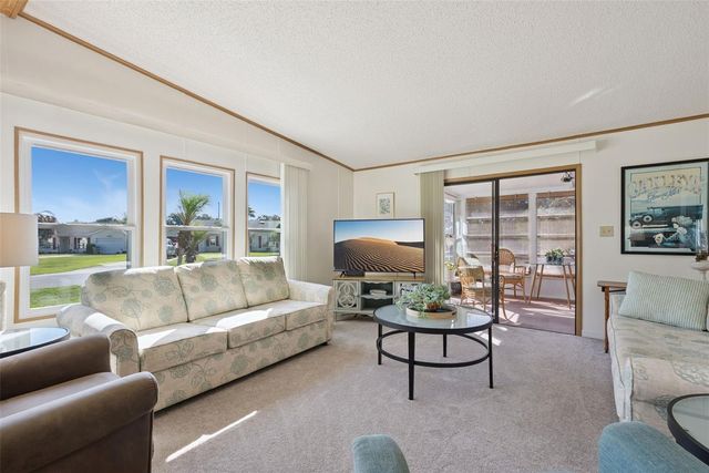 24814 PINE HILL, Leesburg, FL 34748