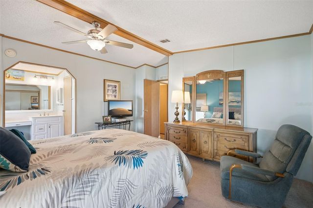 24814 PINE HILL, Leesburg, FL 34748