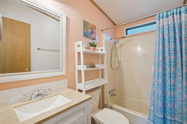 24814 PINE HILL, Leesburg, FL 34748