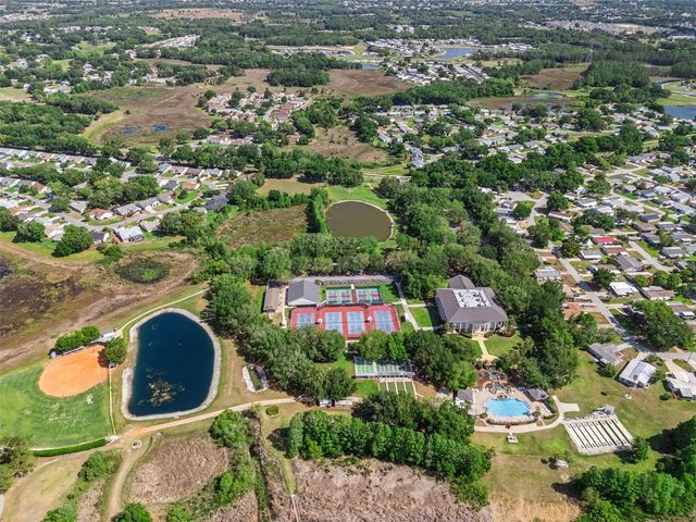 24814 PINE HILL, Leesburg, FL 34748