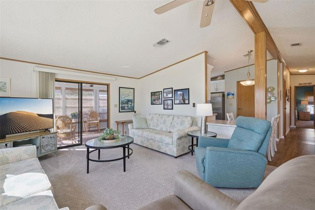 24814 PINE HILL, Leesburg, FL 34748