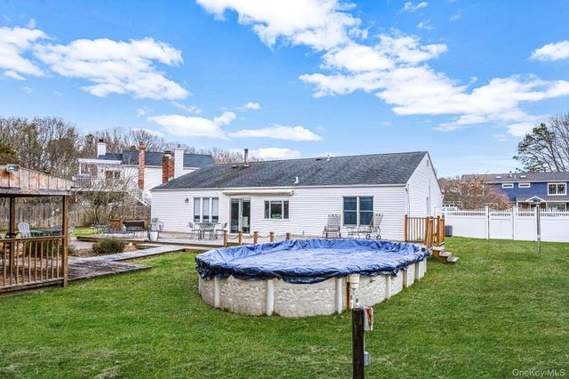 32 San Rafael Avenue, Holbrook, NY 11741