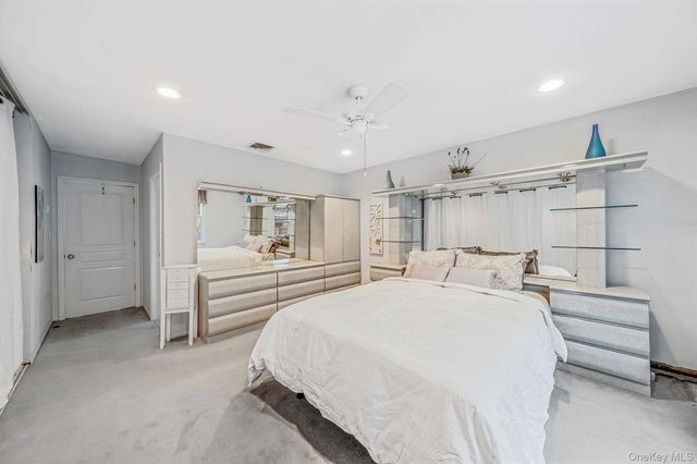 32 San Rafael Avenue, Holbrook, NY 11741