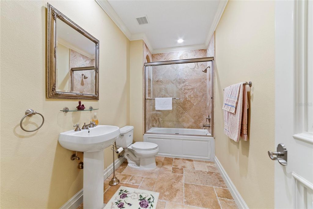 Image 21 of property listing at 9226 BAYWAY DRIVE, Orlando, FL 32819