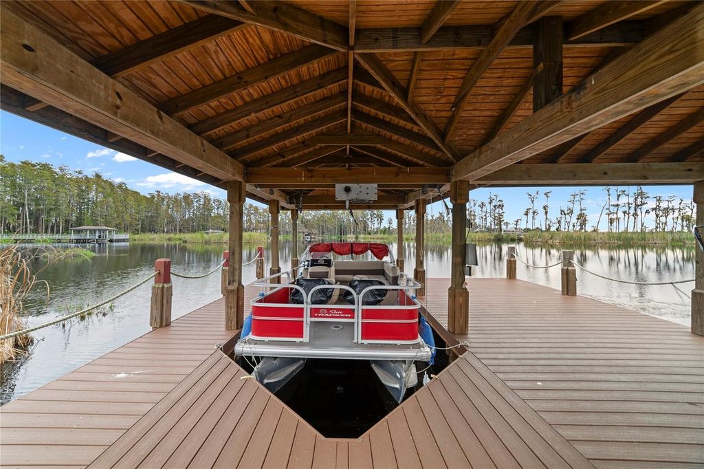 Image 32 of property listing at 9226 BAYWAY DRIVE, Orlando, FL 32819