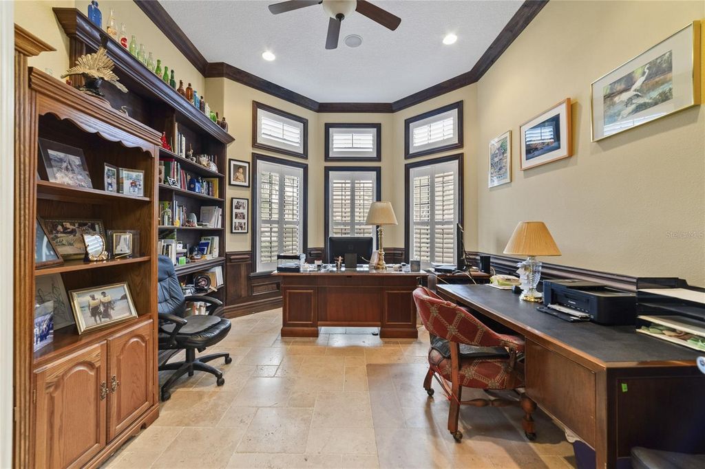 Image 8 of property listing at 9226 BAYWAY DRIVE, Orlando, FL 32819