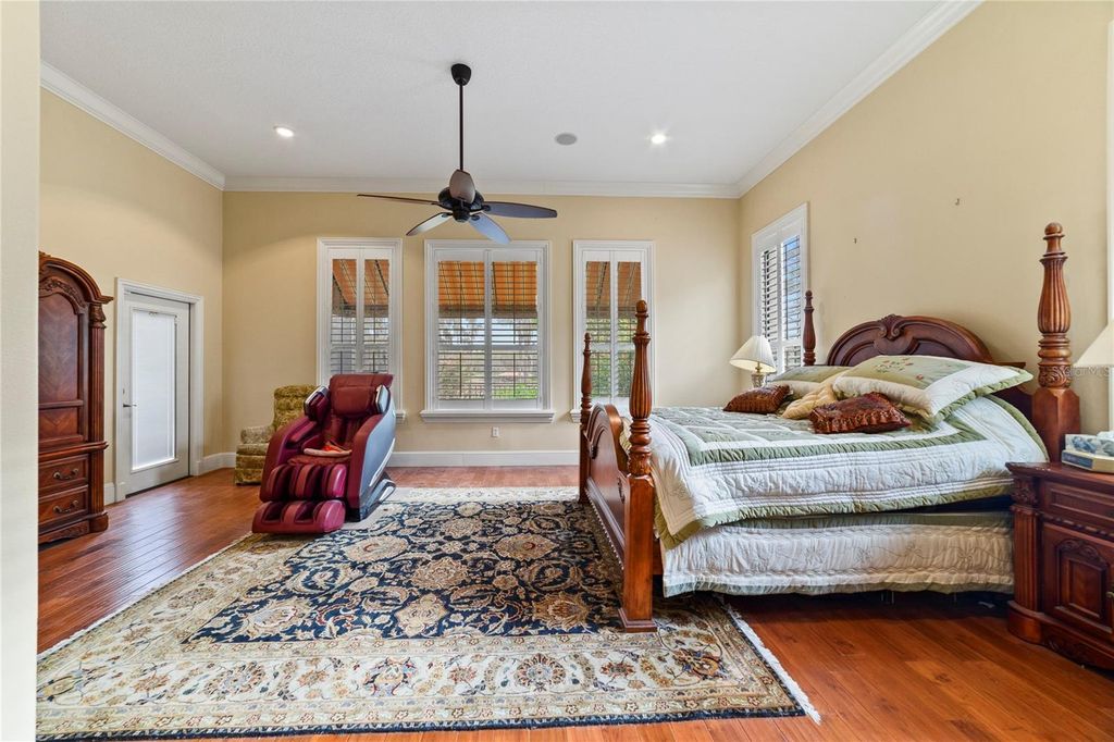 Image 10 of property listing at 9226 BAYWAY DRIVE, Orlando, FL 32819