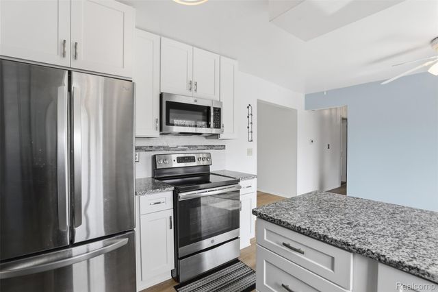 33519 Balmoral Street, Westland, MI 48185