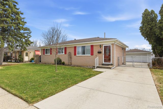 33519 Balmoral Street, Westland, MI 48185