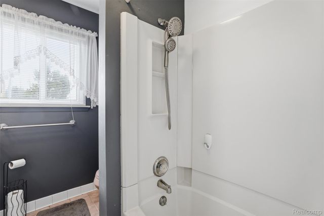 33519 Balmoral Street, Westland, MI 48185