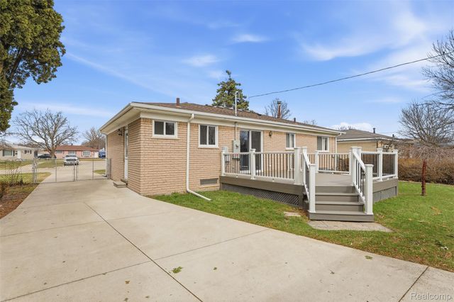 33519 Balmoral Street, Westland, MI 48185