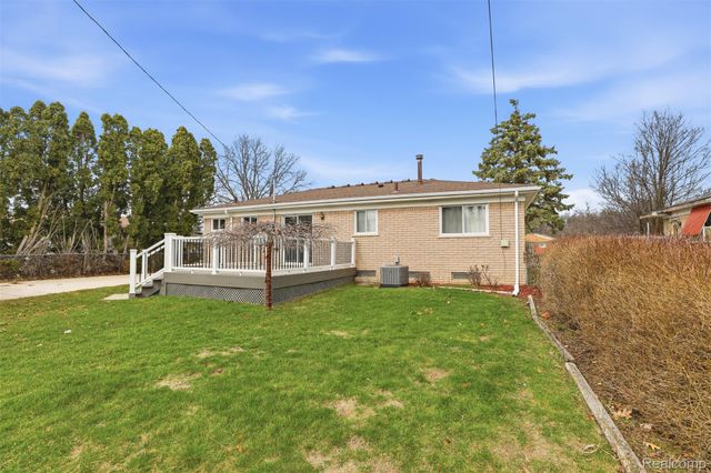 33519 Balmoral Street, Westland, MI 48185