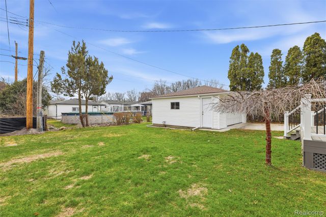 33519 Balmoral Street, Westland, MI 48185