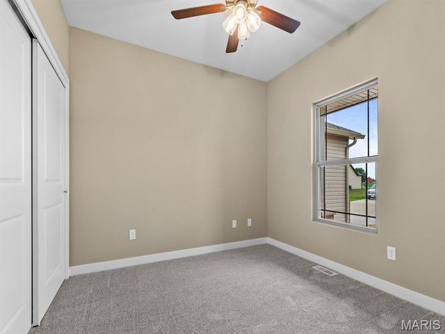 922 Seneca Drive, Waterloo, IL 62298