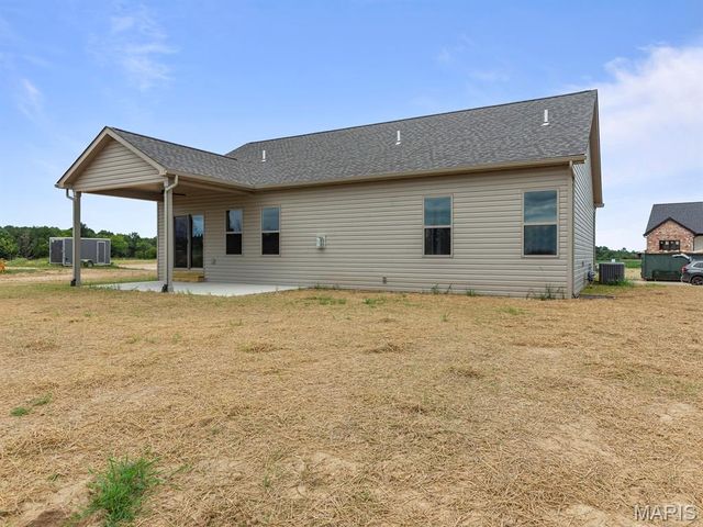 922 Seneca Drive, Waterloo, IL 62298