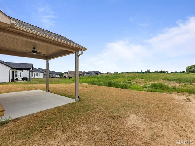 922 Seneca Drive, Waterloo, IL 62298