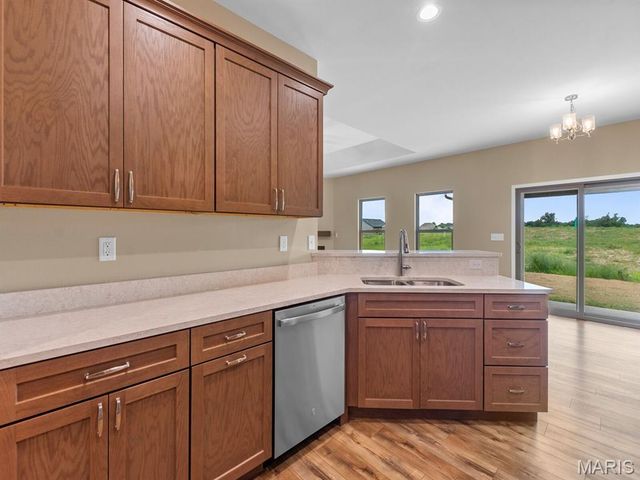 922 Seneca Drive, Waterloo, IL 62298