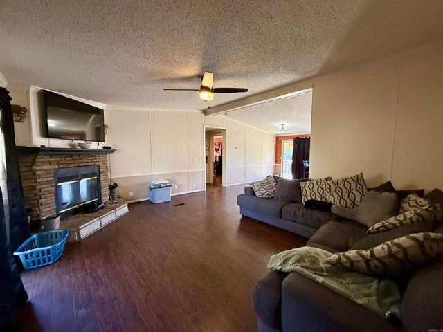 4260 Midway Road, Donaldson, AR 71943