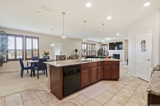 7910 EMMELINE DR, Boerne, TX 78015