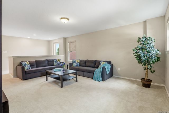 7910 EMMELINE DR, Boerne, TX 78015