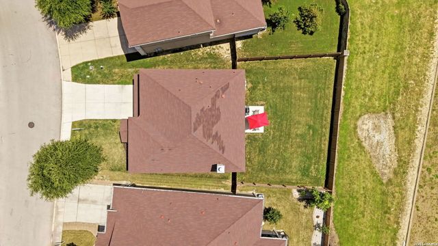 7910 EMMELINE DR, Boerne, TX 78015