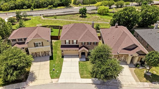 7910 EMMELINE DR, Boerne, TX 78015