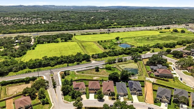 7910 EMMELINE DR, Boerne, TX 78015