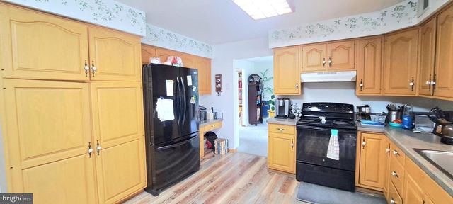 246 MAIN AVE, Milmay, NJ 08340