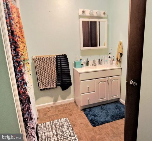 246 MAIN AVE, Milmay, NJ 08340