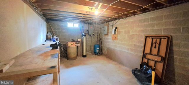 246 MAIN AVE, Milmay, NJ 08340