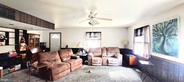 246 MAIN AVE, Milmay, NJ 08340