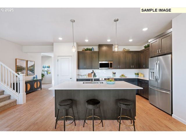 18300 Ne 14th St, Vancouver, WA 98684