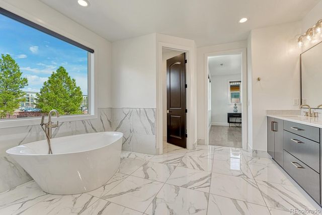 9486 E Winding Hill Avenue, Lone Tree, CO 80124