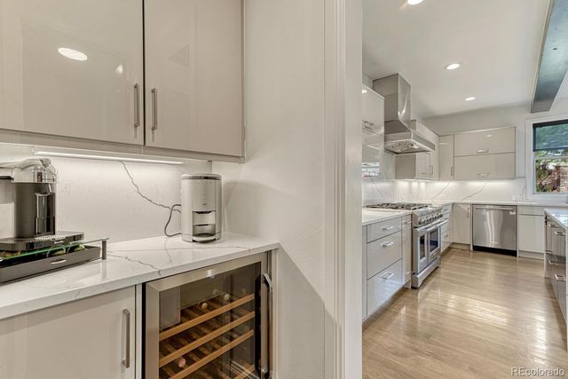 9486 E Winding Hill Avenue, Lone Tree, CO 80124