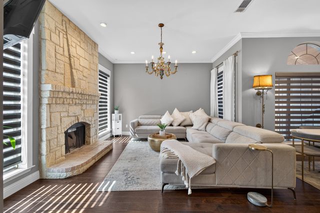 6928 Mountain Cedar Lane, Dallas, TX 75236