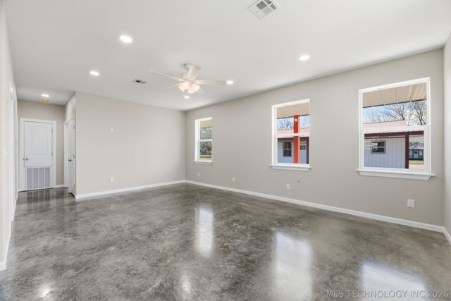 212 W Jackson Avenue, Nowata, OK 74048