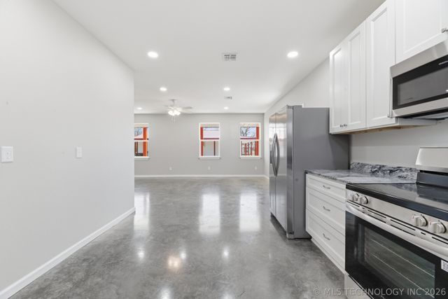 212 W Jackson Avenue, Nowata, OK 74048