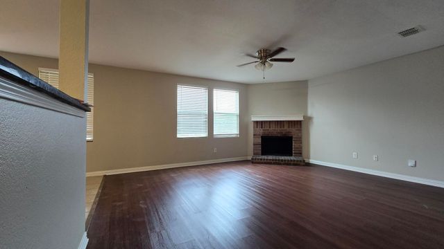 2801 Kerrville Drive, Mesquite, TX 75181