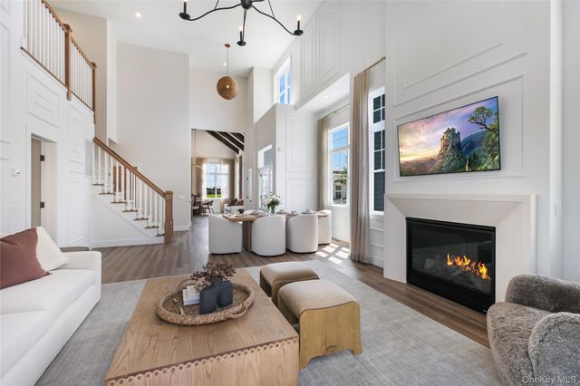 3 Juniper Lane 94, Yaphank, NY 11980