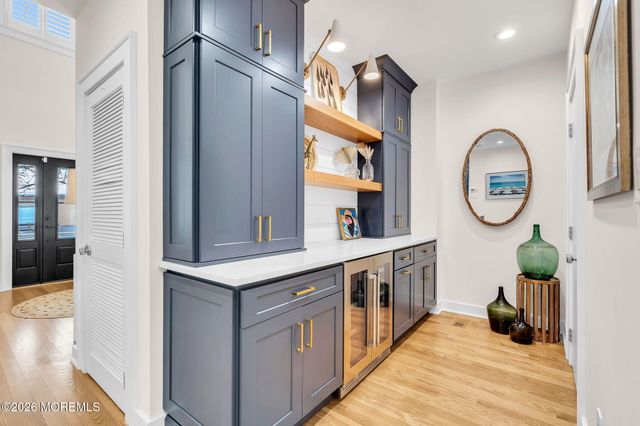 208 Salem Avenue, Spring Lake, NJ 07762