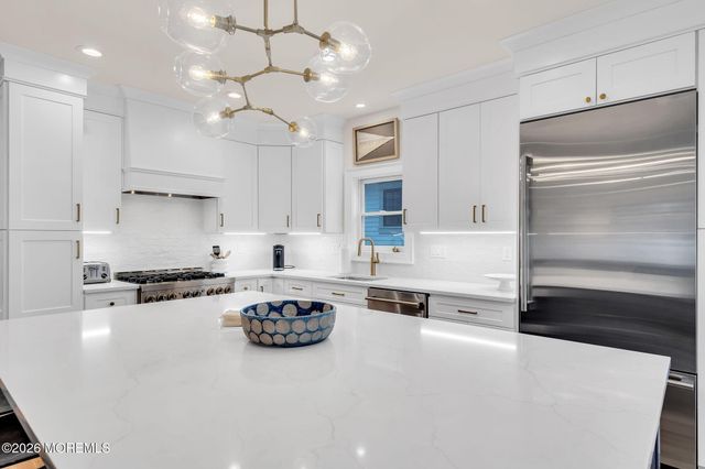 208 Salem Avenue, Spring Lake, NJ 07762