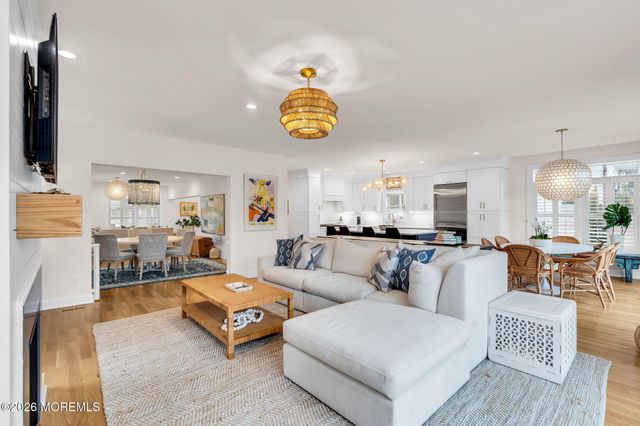 208 Salem Avenue, Spring Lake, NJ 07762